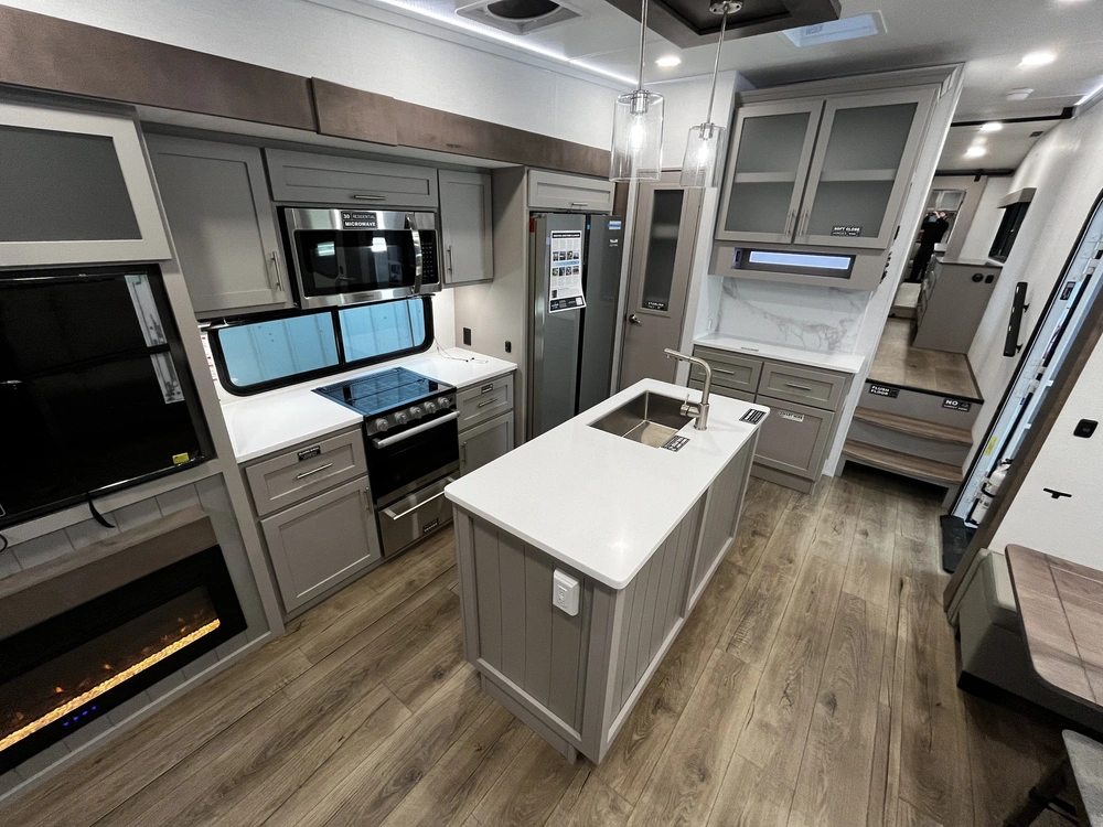 Alliance Rv Avenue 32rls 2026 alt