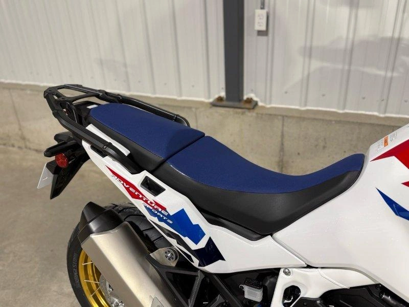 2026 Honda Africa Twin Adventure Sports Es alt