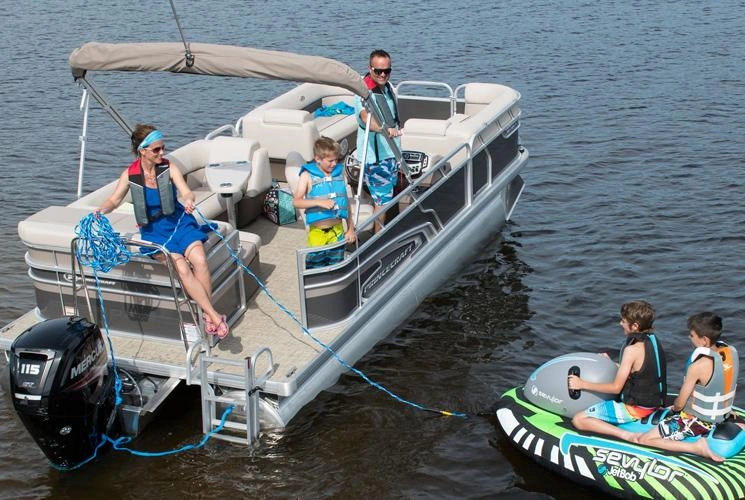 Le ponton Vectra 21 de Princecraft s’adapte à vos besoins alt