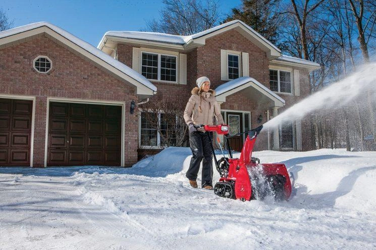 Making Snow Removal a Breeze alt