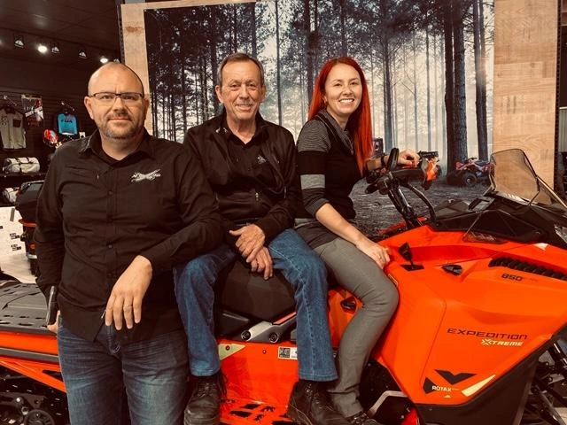 60 ans grâce à vous, clients et amis alt