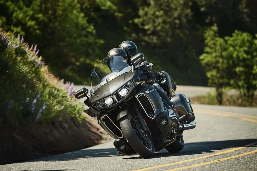 Yamaha Star Venture TC 2018 : en première classe | Motos Illimitées alt