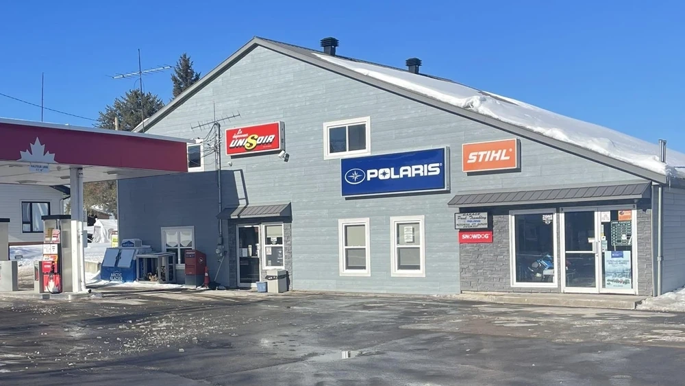 Une passion pour les sports motorisés à Saint-Aimé-des-Lacs alt