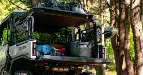 The Can-Am Defender: Canada’s Most Capable Side-by-Side for Work and Adventure alt