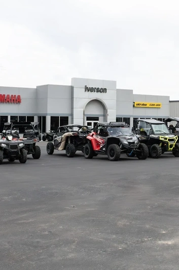 Photo Iverson Powersports alt
