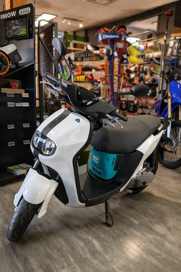 Photo Denis Gélinas Motos alt