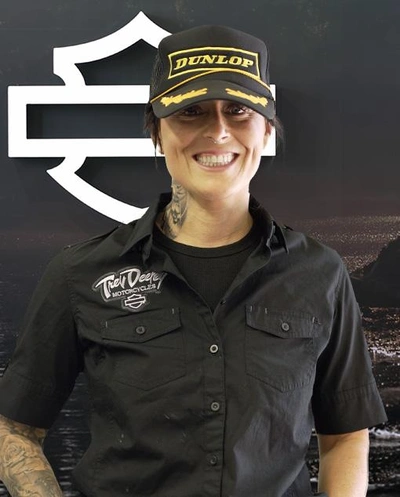 Kate Bennett alt