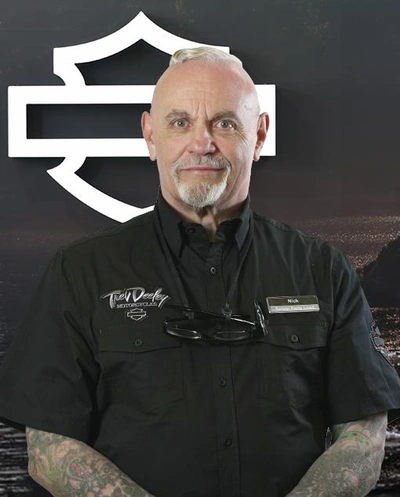 Nick Pappas alt