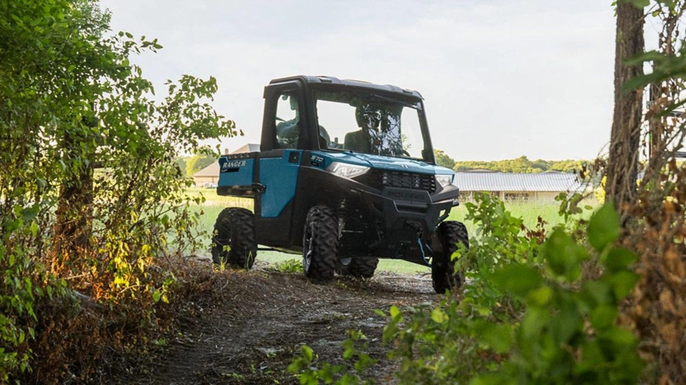 Compact et chauffé : le Ranger SP 570 NorthStar pour sentiers étroits et journées glaciales alt