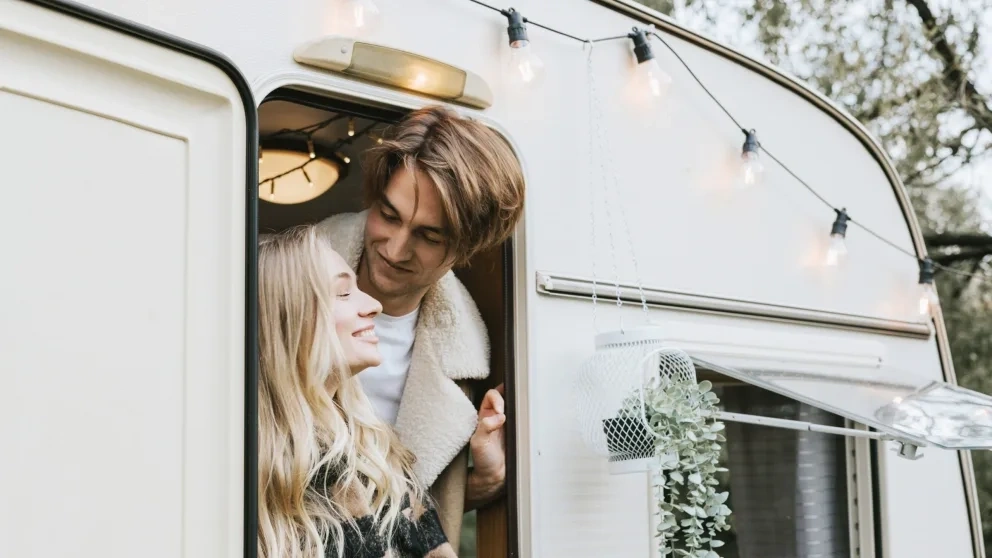 Top 4 des meilleures roulottes pour 2 personnes alt