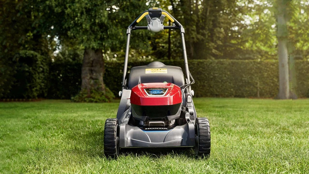 Quel est le prix d'une tondeuse à gazon Honda en 2026 ? alt
