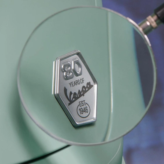 2027 Vespa Primavera 150 80th Anniversary Edition: 80 Years of an Icon alt