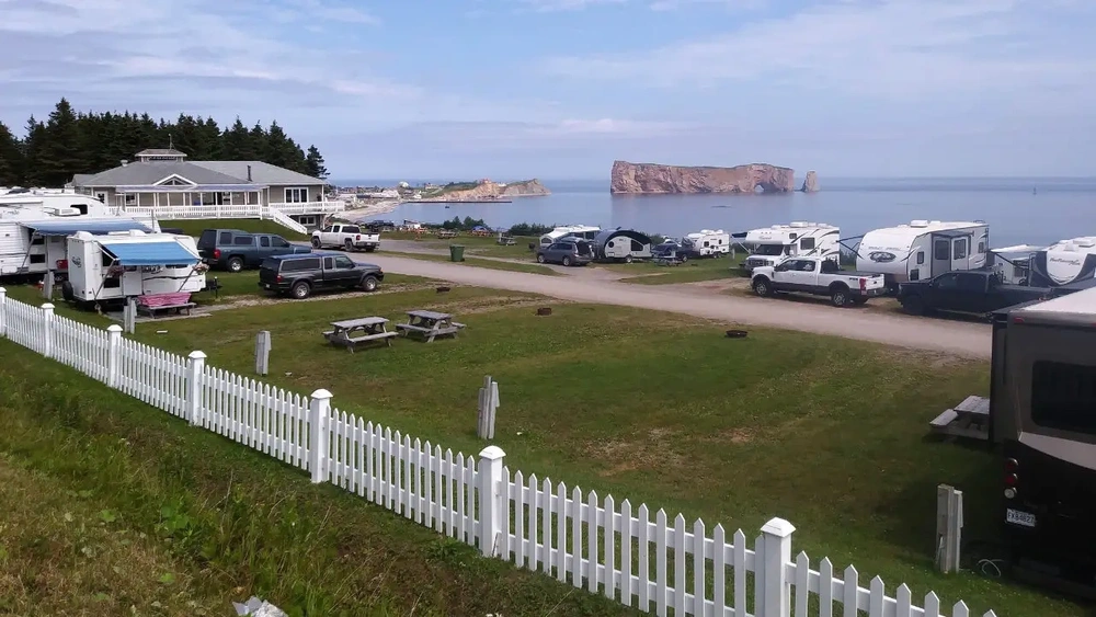 Top 5 des meilleurs campings en Gaspésie alt