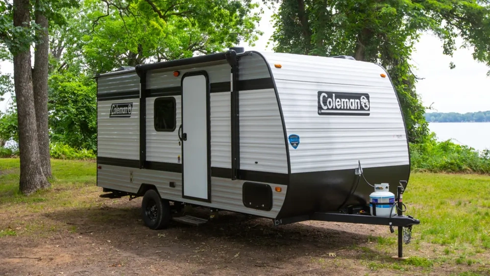 Découvrez notre Top des meilleures roulottes légères à vendre alt
