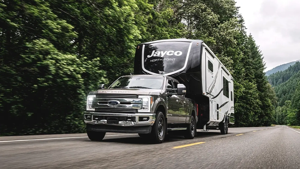 Quel est le prix d’une roulotte et d’un VR Jayco ? alt