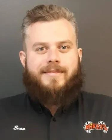 Evan Colameco alt
