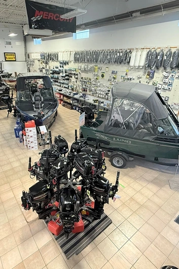 Photo Domenic's Marine alt