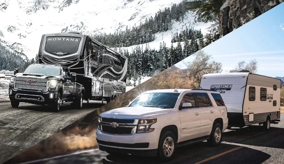 Fifth Wheel Camper vs. Travel Trailer: What’s the Difference? alt