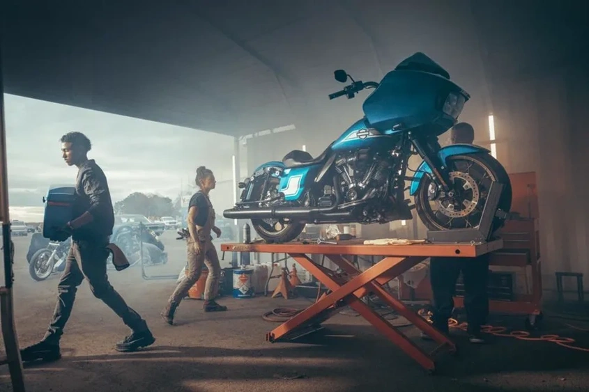 Profitez de l’hiver pour “pimper” votre moto! alt