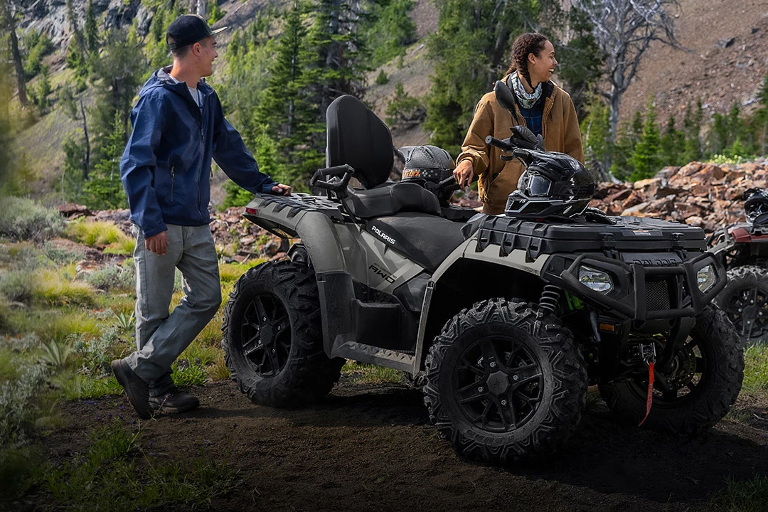 Vue du Polaris Sportsman Touring XP 1000 2023