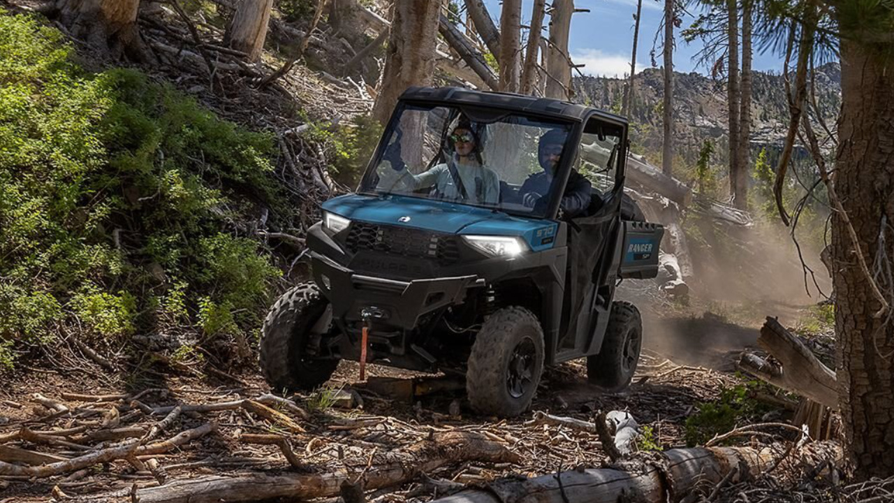 vue latérale avant d'un côte-à-côte Polaris Ranger 570 SP Premium