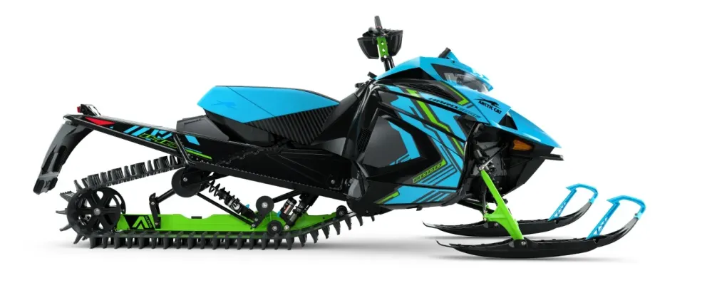 Arctic Cat M 8000 Mountain Cat Alpha One.