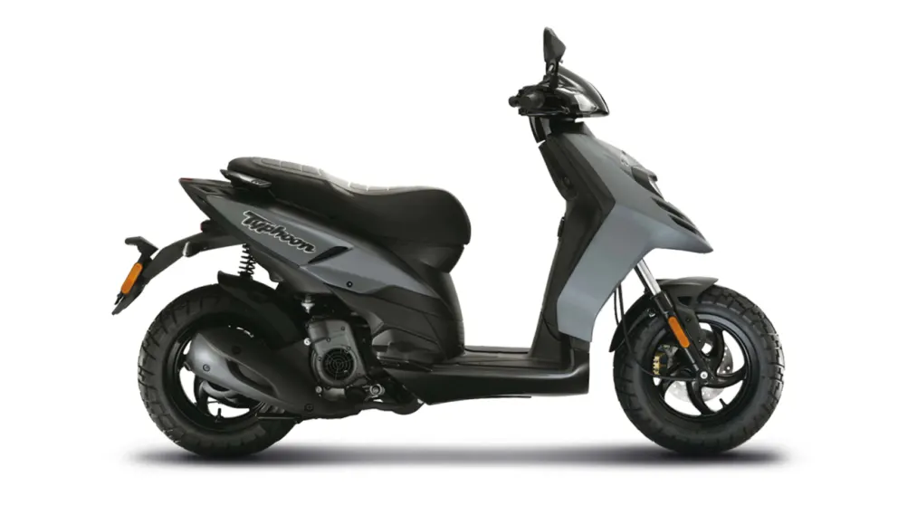 vue latérale d'un scooter Piaggio Typhoon 50
