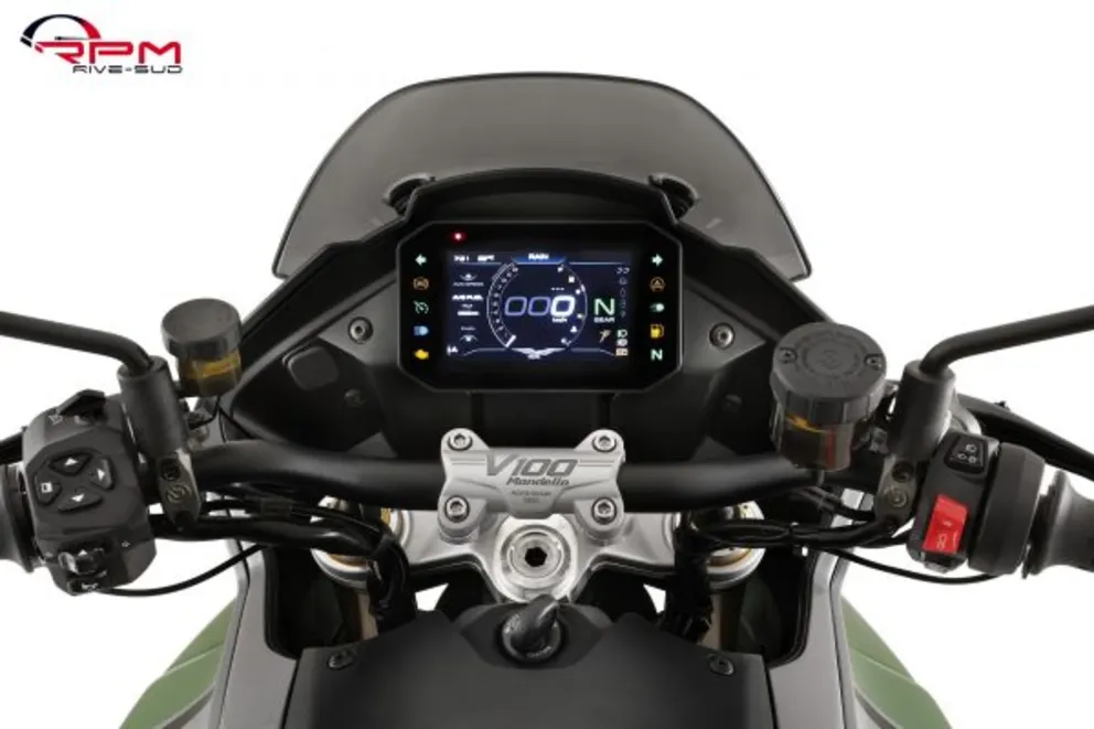 V100 Mandello Moto Guzzi RPM Rive-Sud Lévis